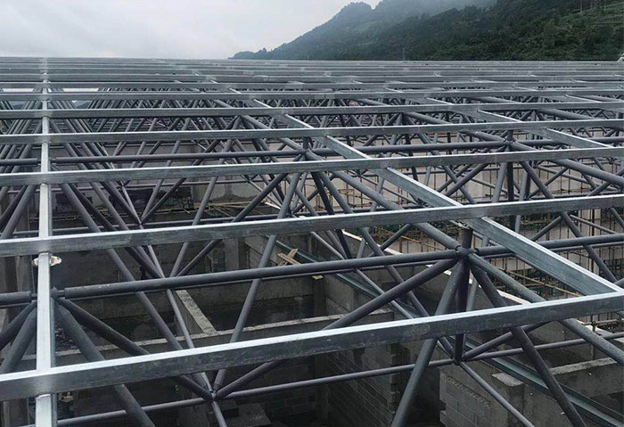 巴中仁怀冠英学校艺体楼网架